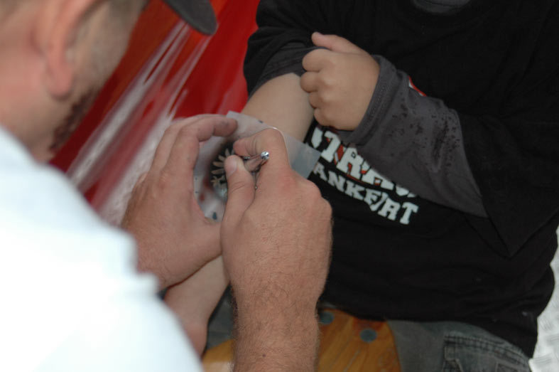 Eintracht Frankfurt Live Street Art Airbrushing, Bundesliga Saisonauftakt, Waldstadion für FNP Frankfurter Neue Presse, 2010