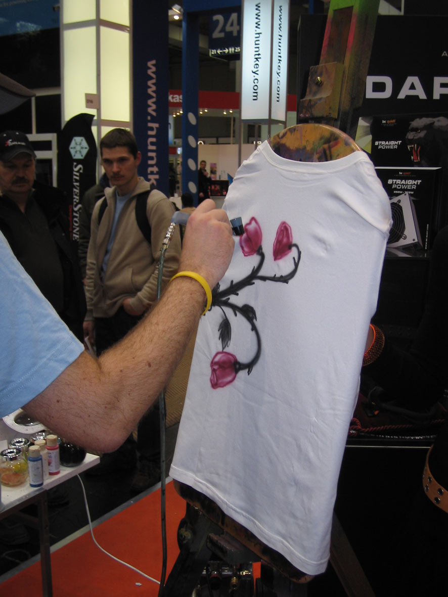 Revoltec Cebit Live Street Art Airbrush 2007