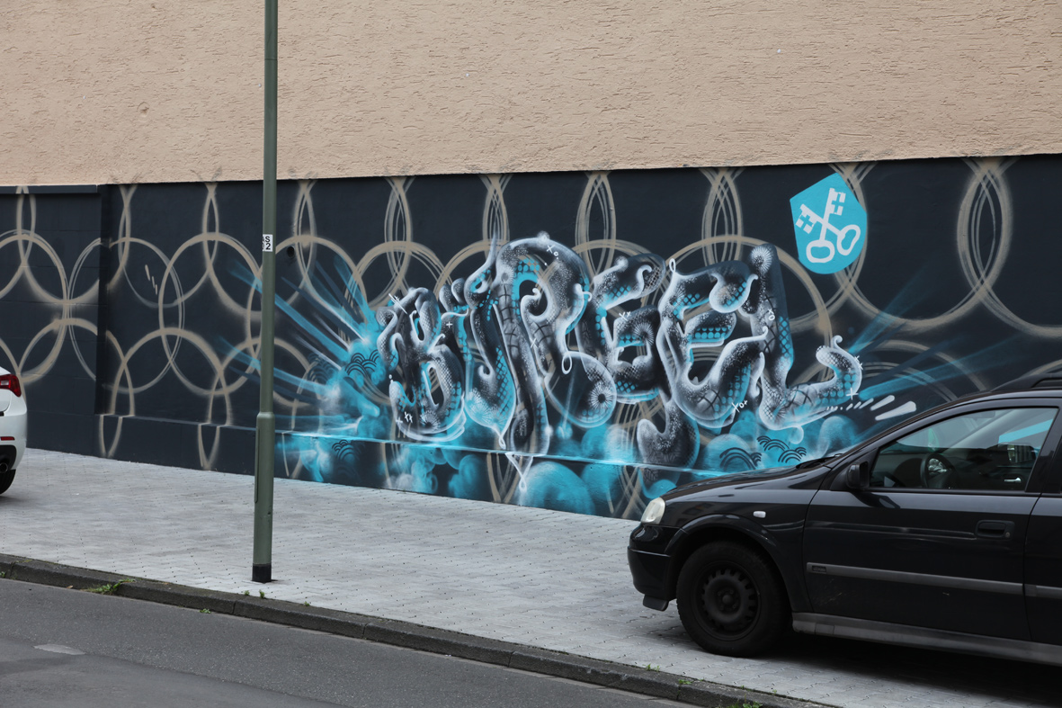 Bunker Sockel Offenbach-Bürgel 2016 Fassadengestaltung Stylewriting mit Farbsprühdose und Wappen: BÜRGEL