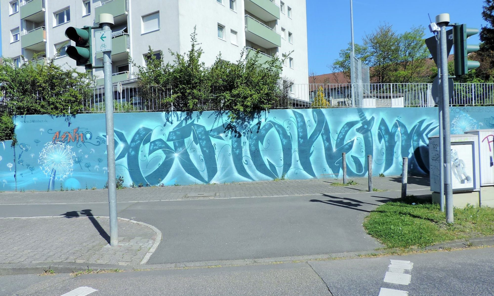 Ginnheim, Hügelstraße, Korn Liegenschaften 2021 photo: vagabundler.com