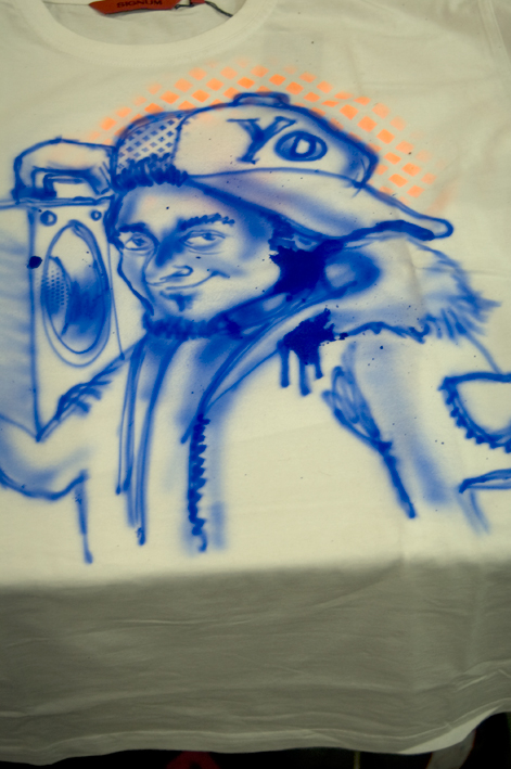 Street Art airbrushing and customizing for 37 grad and the client Canon photoprinter at Saturn Hansa Munich 2008
