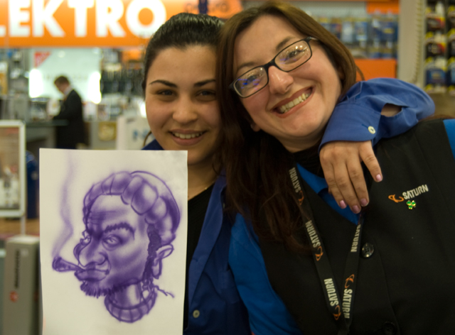 Street Art airbrushing and customizing for 37 grad and the client Canon photoprinter at Saturn Hansa Munich 2008