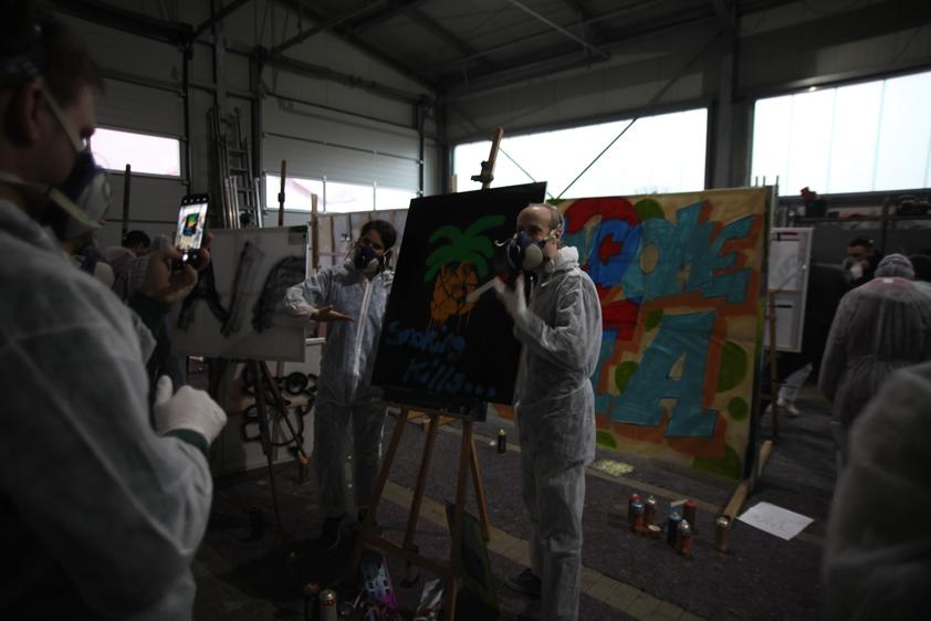 Educated fools
From uneducated schools: Urban Art Spray Graffitiworkshop for the EZB/ECB, 2019