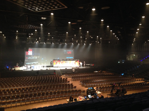 Live Graffiti Art for 30th anniversary itelligence Mitsubishi hall, Düsseldorf, Germany 2019.