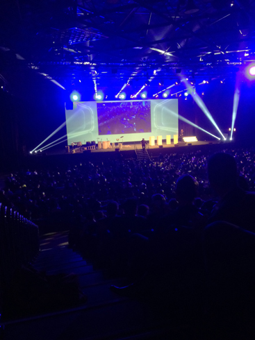 Live Graffiti Art for 30th anniversary itelligence Mitsubishi hall, Düsseldorf, Germany 2019.