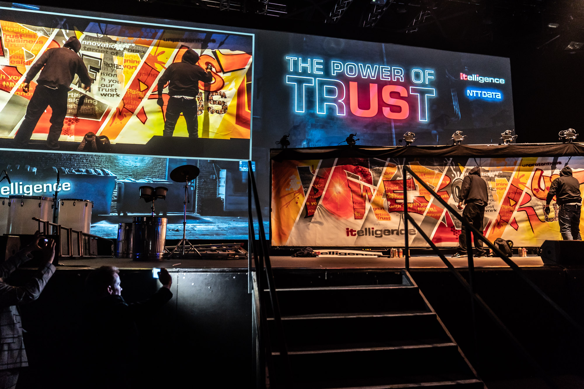 itelligence Graffiti Urban Art performance on stage, Mitsubishi hall Düsseldorf, germany 2019