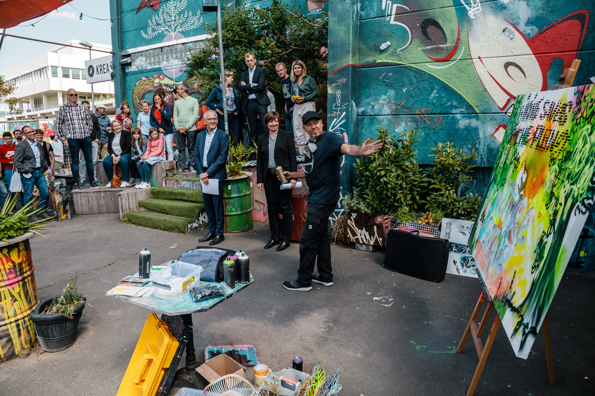 Tarek al Wazir & Helge Steinmann/Bomber  Live Graffiti/Street Art auf Leinwand 2022
Copyright by Marc Jacquemin | Photography | www.achtung.photo