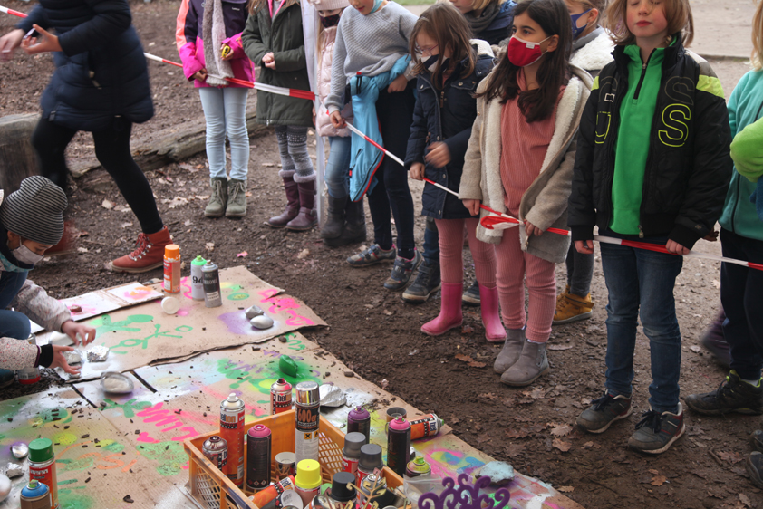 Montessori Zentrum Hofheim Schulhof Graffiti Workshop 2020