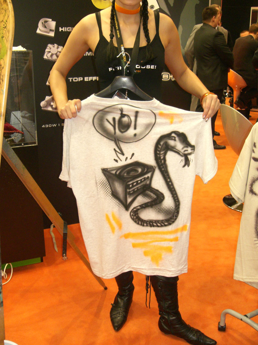 Revoltec Cebit Live Street Art Airbrush 2007