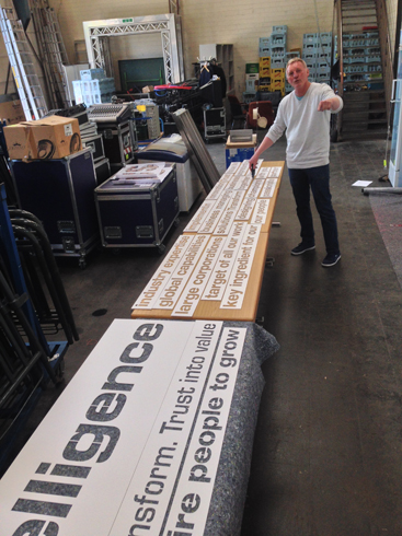 Live Graffiti Art for 30th anniversary itelligence Mitsubishi hall, Düsseldorf, Germany 2019.