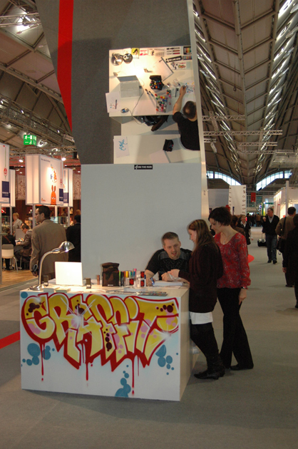 Live Graffiti your name at fair Paperworld, Frankfurt 2009