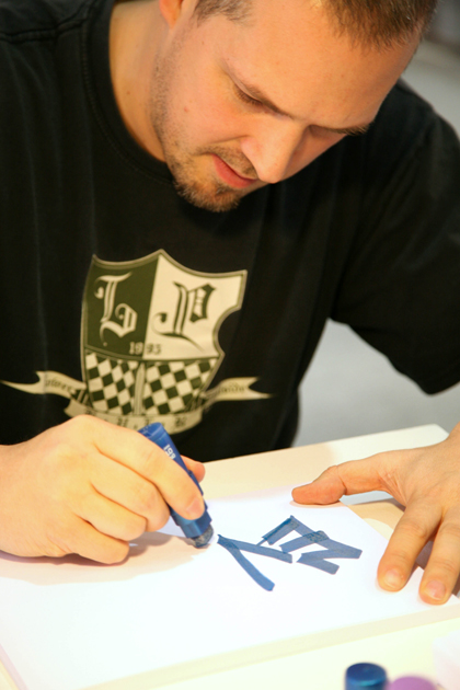 Live Graffiti your name at fair Paperworld, Frankfurt 2007