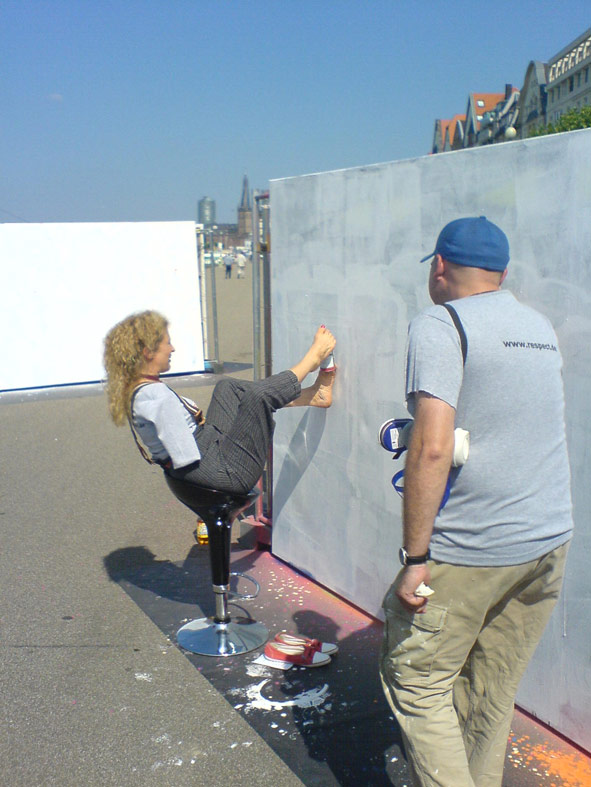 Aktion Mensch Düsseldorf Rheinufer Graffiti Workshop 2006