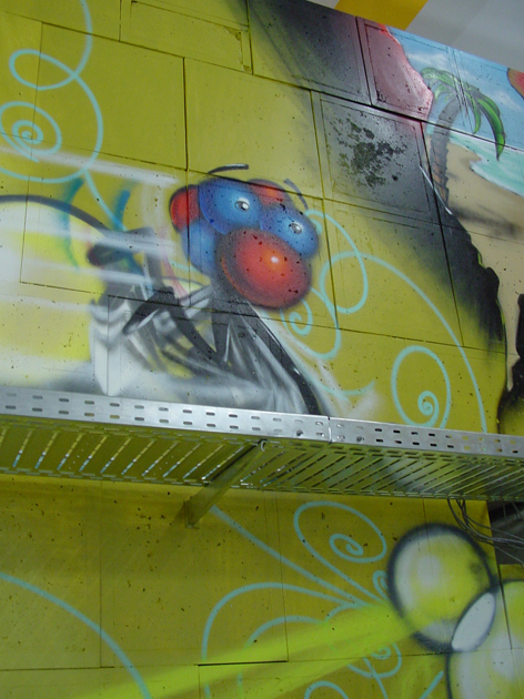 Teilchenbeschleunigerhalle Universität Göttingen, II Physikalisches Institut, 2004.